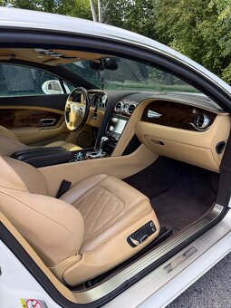 Bentley Continental GT W12 Mulliner - 11