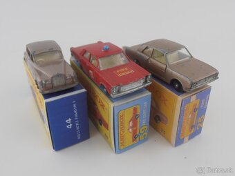 Ford Cortina, Rolls Royce Phantom, Ford Galaxy - 11