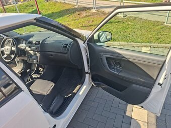 Skoda Fabia II - 11
