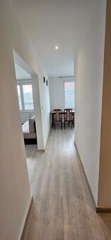 PRENÁJOM 1.IZBOVÝ BYT-STRED - 11