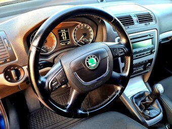 Škoda Octavia 2 Facelift 2.0TDI 103KW+ŤAŽNÈ SPORT LINE - 11