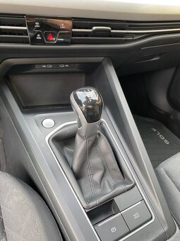 Volkswagen Golf 8 Variant 1.5 TGI - 11