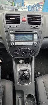 Volkswagen Golf - 11