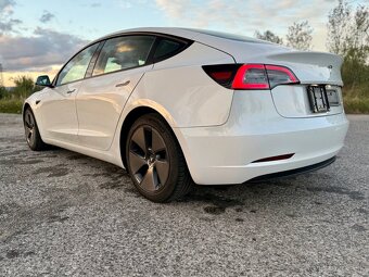 Tesla 3 REFRESH Dual Motor SOH 94%|130.800km|Odpočet DPH - 11