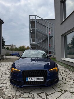 Audi A5 sportback 3.0 TDI quattro sline modra perleť - 11