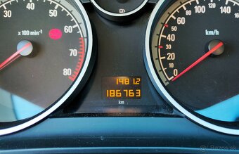 Predám Opel Astra H GTC 1.8 16V (103 kW, benzín) - 11