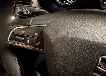 Seat Leon 2,0 TDI 135KW 4x4 2017 DSG Pano Full-LED XPERIENCE - 11