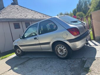 PREDÁM Ford Fiesta - 11
