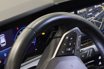 Volkswagen Golf 8 Variant 2.0 TDI 110kW DSG automat - 11