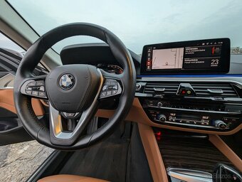 BMW rad 5 Touring 530d mHEV xDrive A/T aj na splátky - 11