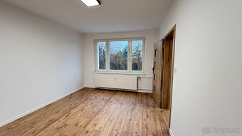 Jednoizbový, kompletne zrekonštruovaný byt s možnosťou zaria - 11