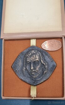 Rozličné medaile - 11