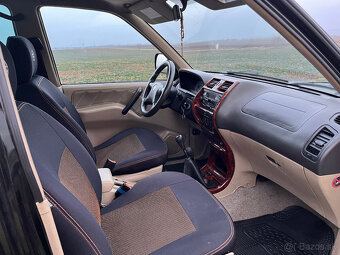 Nissan Terrano II  2.7TDi Elegance - 11