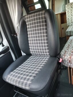 Predam na Fiat Ducato predne sedacky - 11
