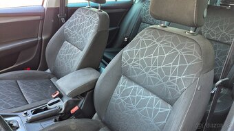 Škoda Octavia Combi 1.6 TDI 115k Drive DSG - 11