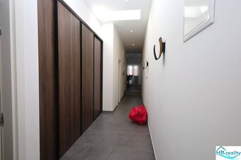 Vodice - moderný apartmán len 400m od mora - 11