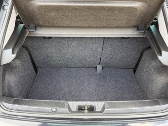 Fiat Grande Punto 1.4 8v Lounge - 11