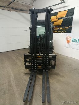 Čelni vozík Toyota 02-8FGF18 s Dvouvidlice - 11