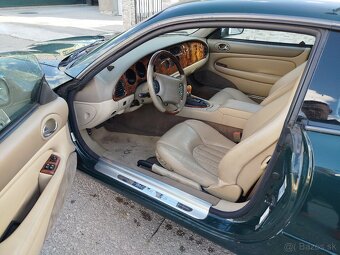 Jaguár XK 8   4.0i v8 - 11