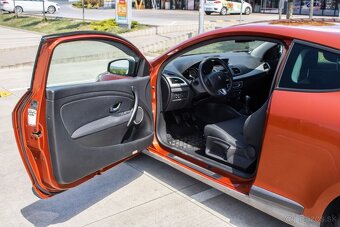 Renault Mégane Coupe 1.6 16V 81 kW - 11