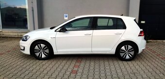 VW E-GOLF 85KW, 24kWh, 2015,VYHŘ.SKLO,KEYLESS,MRTVY UHEL,STK - 11