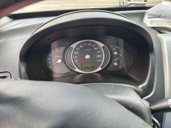Predám Hyundai tucson 2.0 d 103 kw - 11