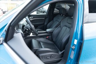 Audi E-tron 55 quattro Advanced - 11