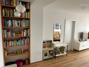 Prenájom 3. izbového bytu Skalica - 11