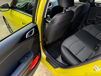 Kia Ceed SW 1.6 CRDi MHEV Gold A/T - 11