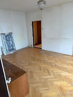 3 izb. byt, Muškátova ul. - 11