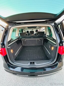 Priestranný a spoľahlivý – Seat Alhambra 2011, DSG, full výb - 11