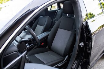 Mercedes-Benz CLA Shooting Brake SB 180 A/T - 11