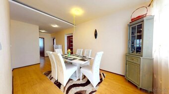Prenájom veľkého 4-izbového bytu s loggiou, 93 m², Trenčín – - 11