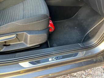 Golf VII 1,6tdi CUP - 11