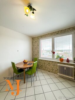 3-izbový byt (80 m²) s dvoma balkónmi, komplet zariadený - 11