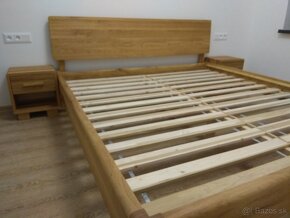 Dubová posteľ Elegant + 2 stolíky zdarma - 11