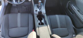 Honda Civic 10G automat  8/2019, 64000 km - 11