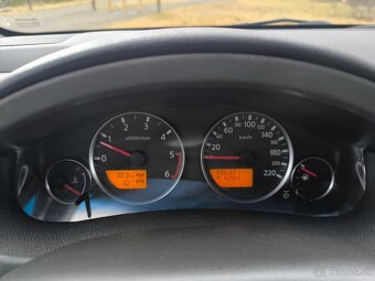 Nissan Pathfinder 2.5 dCI 7- miestny 4x4 - 11