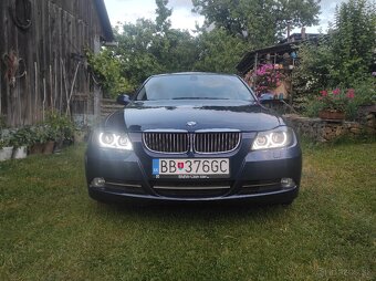 BMW 330 Xd E91 - 11