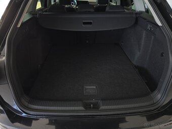 Volkswagen Golf Variant Comfort line PLUS, AT/7, 2022, NAVI - 11