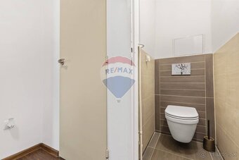 Na predaj 2 izb. byt v Bratislave - Ružinov, Prešovská ul.,  - 11