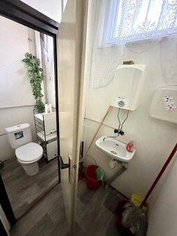 Stavebný pozemok / Obchodný priestor – predajňa, kancelária - 11