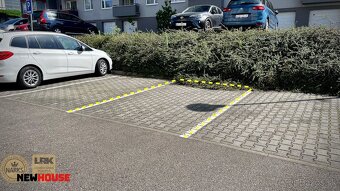 Zariadený 2i byt 65 m² s parkovacím miestom v staršej novost - 11