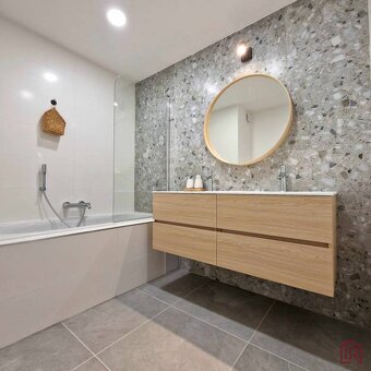 3i, Terasa, pri OC Galéria, nová rekonštrukcia - 11