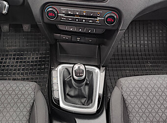 Kia Ceed SW combi 1.5 T-GDi Gold - 11