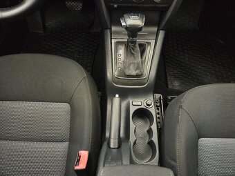 Škoda Octavia Combi 1.9 TDI Ambiente DSG - 11