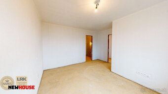 Skolaudovaný bungalov na pozemku 517 m2 v novej obytnej zóne - 11