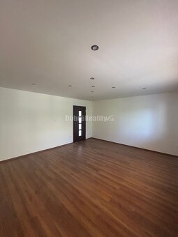 Prenájom 3izb bytu pri Gymnáziu - 11