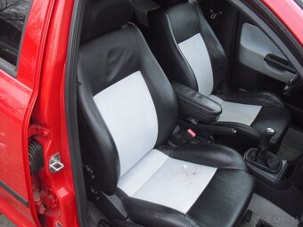 Skoda Octavia RS1 Kombi - 11