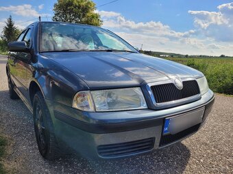 ŠKODA OCTAVIA 1.6 75KW TOUR - 11